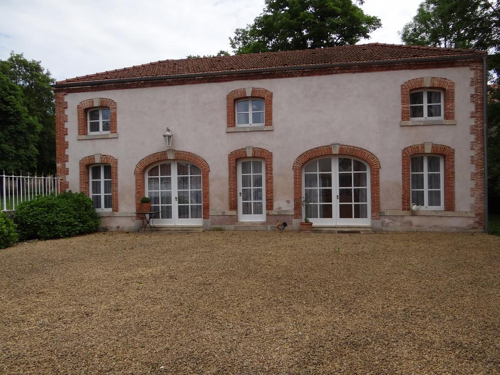 Chateau Mesny Gite Au Fil Des Pages Vic-sur-Seille Экстерьер фото